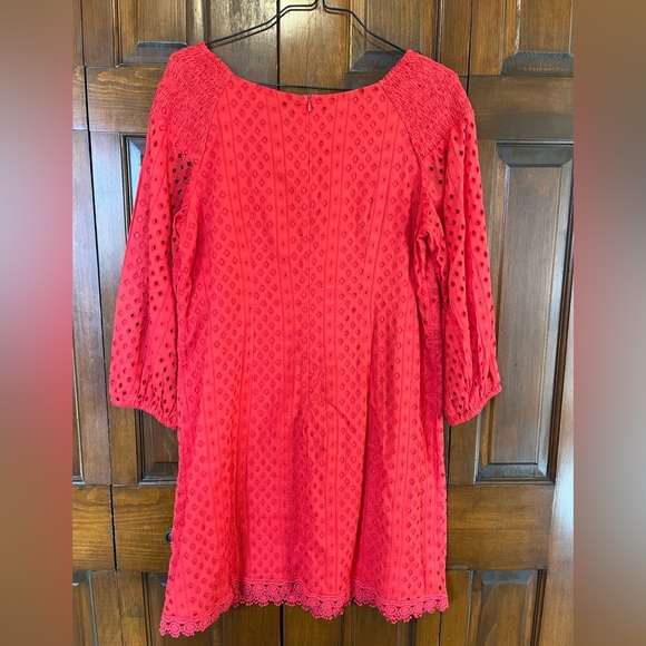 NWT Vince Camuto Red Eyelet Sheath Dress. Sz 16 - Picture 2 of 6